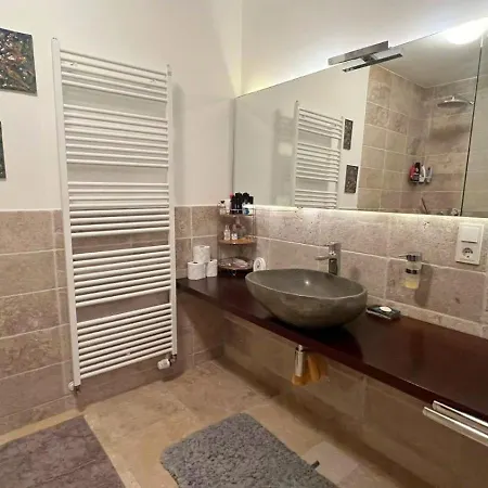 Royal Domain, Bnbrickeys * Μεντόν