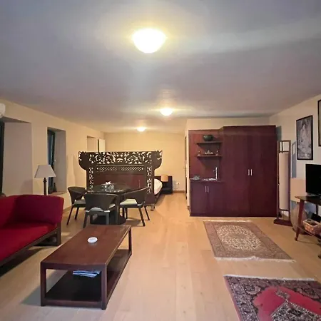 Διαμέρισμα Royal Domain, Bnbrickeys Μεντόν