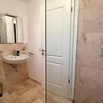 Royal Domain, Bnbrickeys * Mentone