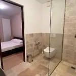 Royal Domain, Bnbrickeys * Mentone