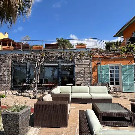 Royal Domain, Bnbrickeys * Mentone