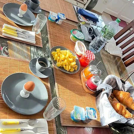 Royal Domain, Bnbrickeys Daire *