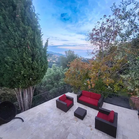 Royal Domain, Bnbrickeys * 芒通