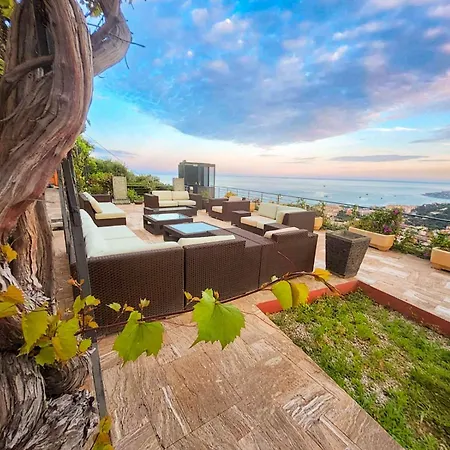 Royal Domain, Bnbrickeys *