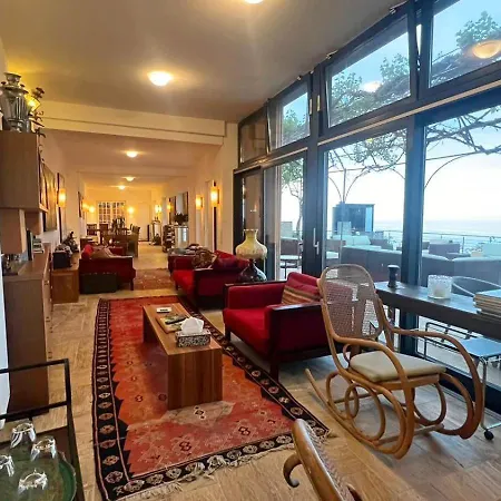 Royal Domain, Bnbrickeys Daire *