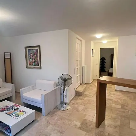 Daire Royal Domain, Bnbrickeys Menton